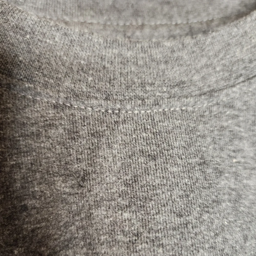 Adidas Logo Crew-Neck T-Shirt in Heather Charcoal Size L